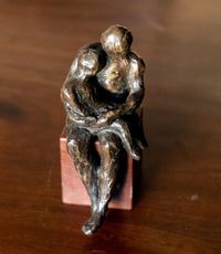 87_JanePhillips_Bronzes_MotherandChild